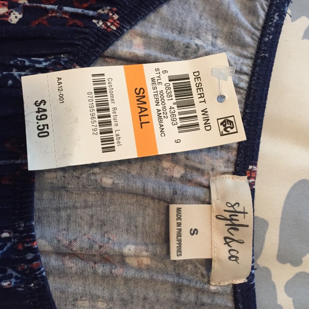 Style & Co. Size Small Ruffle Sleeve Top - Picture 5 of 5